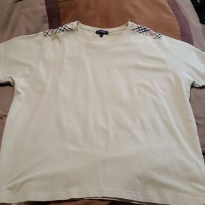 Burberry Tshirt